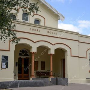 CourtHouse 2724470