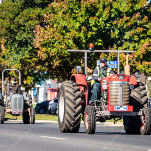 tractors 2780850