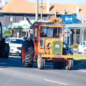 tractors 2780855