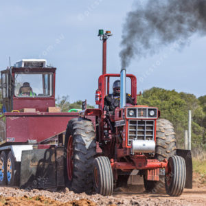 tractor 3016147